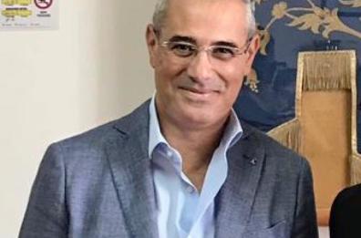 «La Meloni come Totti, Schlein alla Pacione: In Puglia ci vuole Mou»