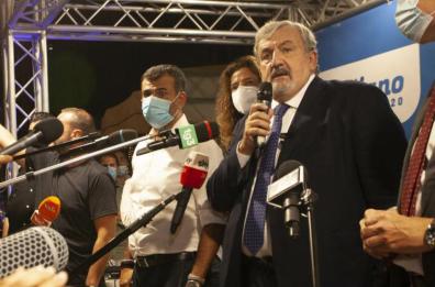 Giunta, Emiliano lavora per un «allargamento»