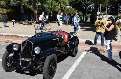 Bari, prima giornata nazionale del veicolo d'epoca: in scena oltre 60 auto e 16 moto