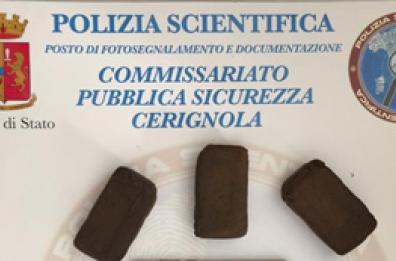 Cerignola, in auto con 3 panetti di hashish: arrestato 30enne dopo rocambolesco inseguimento 
