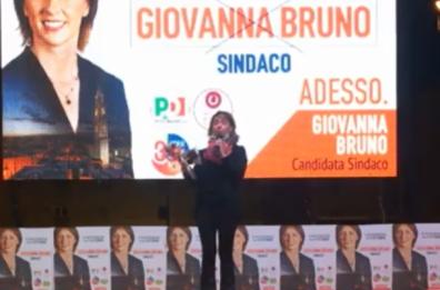 Zingaretti (Pd) ad Andria a sostegno di Bruno: «Combattete per una città migliore»