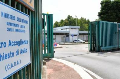 Coronavirus, 7 contagi al Cara di Bari: tamponi a tappeto sugli ospiti