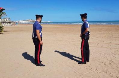 Vieste, tenta di abusare di una 71enne tedesca mentre faceva sport in spiaggia