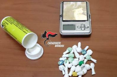 San Pancrazio, genitore denuncia i fornitori di droga del figlio disabile: un arresto 