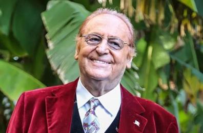 Covid e spettacoli, Arbore: «Ora il Governo aiuti tutti gli “invisibili” del mondo musicale»