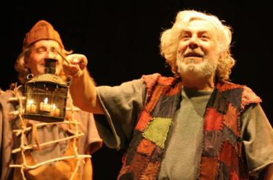 Scusate se vi sorrido senza denti, ma è la crisi: la testimonianza di Nico Salatino