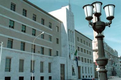 Giunta Puglia, nomine congelate da Rousseau. Il mondo produttivo: «Fate in fretta»