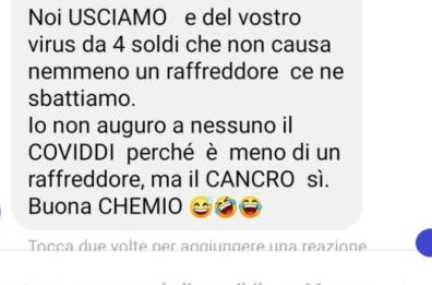 Melfi, 2 prof negazionisti augurano il cancro a studenti in mascherina