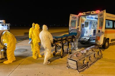 Arcivescovo di Tirana e padre Bonaventura dall'Albania a Bari: positivi al Covid trasportati al Miulli 