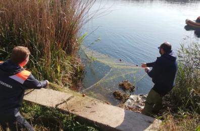 Manduria, pesca di frodo: sequestrati battello pneumatico e 4 reti