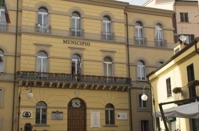 Potenza, 4 dipendenti positivi al Covid: chiusa sede del Comune 