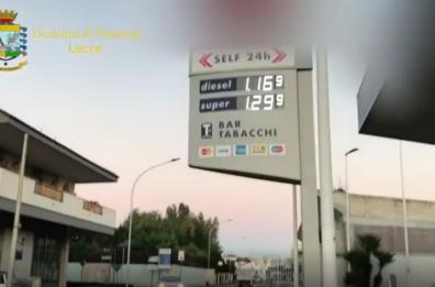 Contrabbando gasolio agricolo: evasione per 20mln, 11 arresti e 64 indagati fra Lecce e Roma