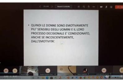 Frasi sessiste, la verità del Prof: «Io vittima degli studenti e cultore delle donne sospeso ingiustamente»
