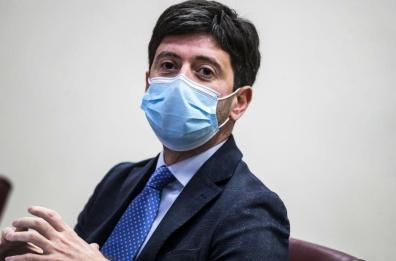 Covid, l'Italia vira all'arancione: verso stop asporto dopo le 18, ancora rebus scuola