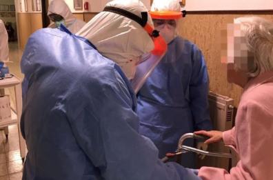 Foggia, focolaio Covid in Casa per anziani: 35 i positivi (23 ospiti e 12 operatori)