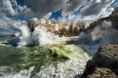 Dalla tempesta a Polignano ai fenicotteri a Lesina: per Wikipedia le foto più belle del 2020 sono made in Puglia