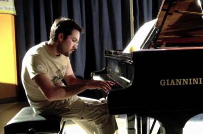 Tra Puglia e Balcani il jazz di Minafra contamina la tarantella