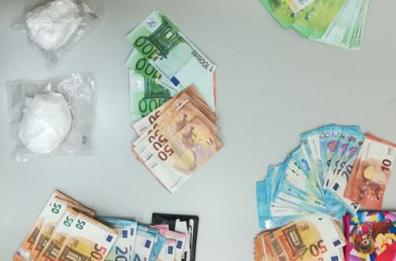 Foggia, in auto con 200 grammi di eroina e a casa nascondeva 15mila euro: arrestato pregiudicato