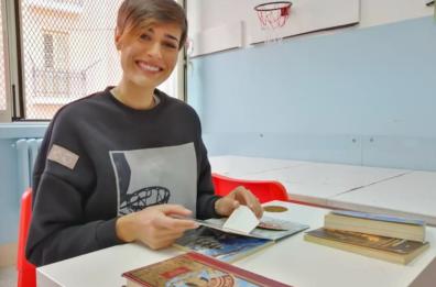 «Sogni di Carta»: a Bari e Molfetta la fiction con l'ex Miss Italia che invita ad amare la scuola