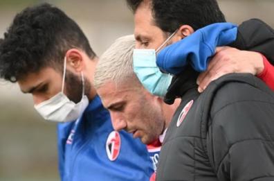 Calcio, campionato finito per l'attaccante biancorosso Citro