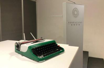 Trani festeggia: un francobollo per i 70 anni della Lettera 22