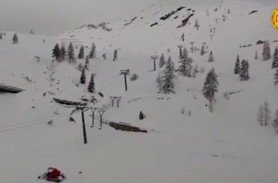 Valanga in Marmolada sul Rifugio Pian dei Fiacconi