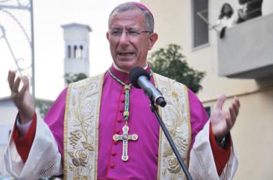 Matera, messaggio natalizio dell'arcivescovo: «State vicini agli anziani delle Rsa» 