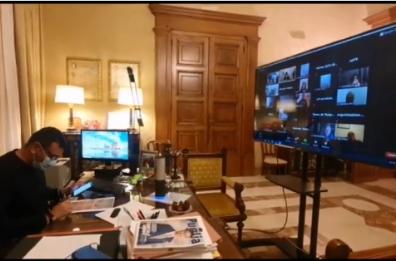 A Bari la tombolata si fa in videoconferenza: a dare i numeri è Decaro