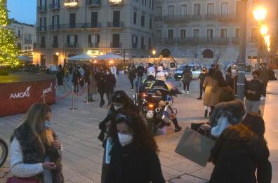 Bari, nelle vie del centro messaggi audio in filo diffusione per ricordare le regole anti Covid