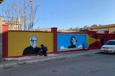 A Bari spunta un murales dedicato al cinema: il protagonista è Morricone