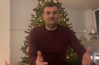 Bari, il brindisi di mezzanotte con Decaro: «Il 2021 sia l'anno della salute»