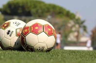 Bari calcio, giocatore positivo al Covid dopo pausa natalizia