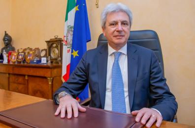 Potenza, Prefetto Vardè: «Il Covid ha acuito l'emergenza lavoro»