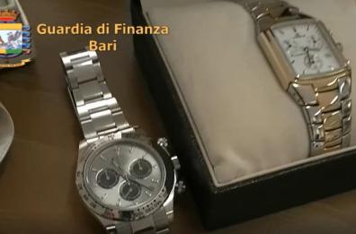 Bancarotta: a Bari arrestato amministratore società commercio energia elettrica, interdetti altri 3