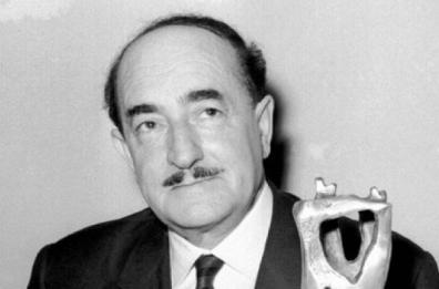 Taranto, ritrovati nella biblioteca Acclavio gli scritti originali di Salvatore Quasimodo 