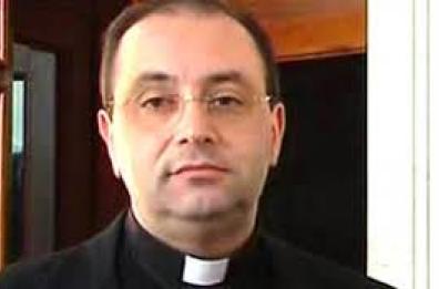 Sacerdote lucano «spretato» da Papa Francesco: molestie sessuali ai militari
