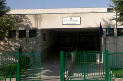 Foggia, baby ladri nella scuola Catalano-Moscati: carabinieri arrestano un minorenne