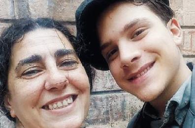 Altamura, Cinzia Clemente sul set del bel commissario