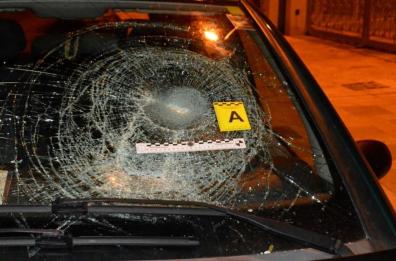 Lanciano pietra da cavalcavia a Brindisi: agente fuori servizio ferma due minori