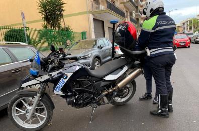 Taranto, vigili aggrediti dopo controllo: due arresti. L'ira di sindaco e comandante
