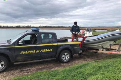 Pesca di frodo a Torre Guaceto: pescato donato alla Caritas