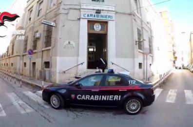 San Ferdinando di Puglia, tentano due rapine armati: caccia a 2 malviventi