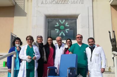 Bari, dalla famiglia di una paziente nuove dotazioni per l’ambulatorio di oncologia medica