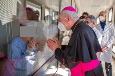 Potenza, vaccino Covid «saltando» la fila a mons. Ligorio: confermata assoluzione dell'ex vescovo