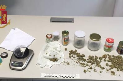 Grottaglie, spacciano ketamina e marijuana: arrestati due gemelli