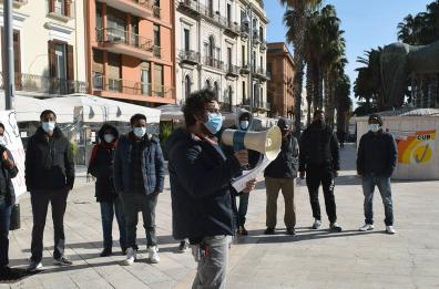 Bari,  sit-in di protesta ex Socrate per rivendicare diritto alla casa 