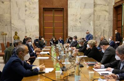 AM, Consiglio di Stato non ferma procedura chiusura area a caldo. Sindacati da ministri Giorgetti-Orlando: acciaio priorità