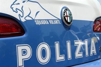 Taranto, rubava mei bancomat con la «tecnica della forchetta»: denunciato 31enne