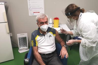 Potenza, al via campagna vaccinale per le forze dell'ordine: vaccinati in 300