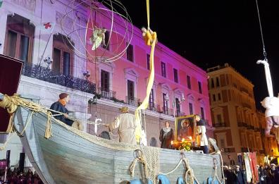Bari, la pandemia infetta il corteo storico: per il secondo anno cancellata la sagra di maggio